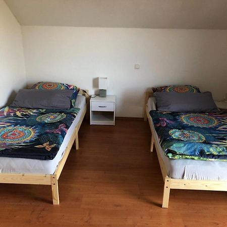 Schoene Ferienwohnung Im Voralpenland Pfaffing Exterior foto