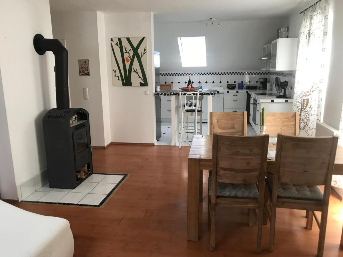 Schoene Ferienwohnung Im Voralpenland Pfaffing Exterior foto
